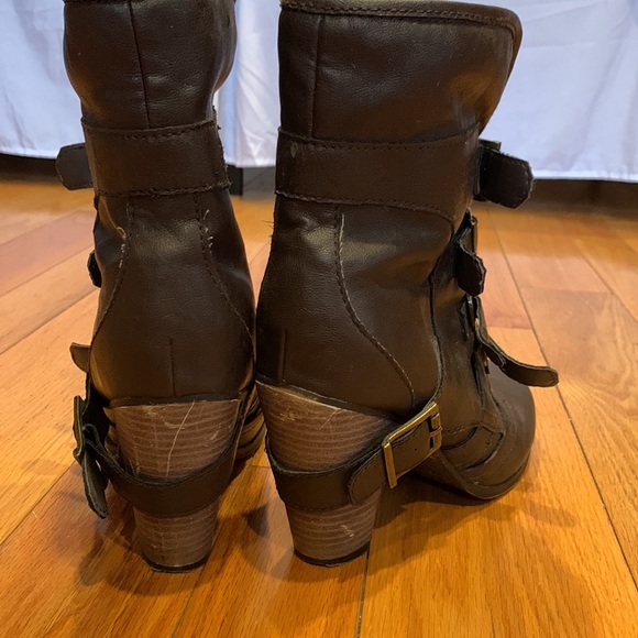 G by Guess Fur Boots - Picture 4 of 9